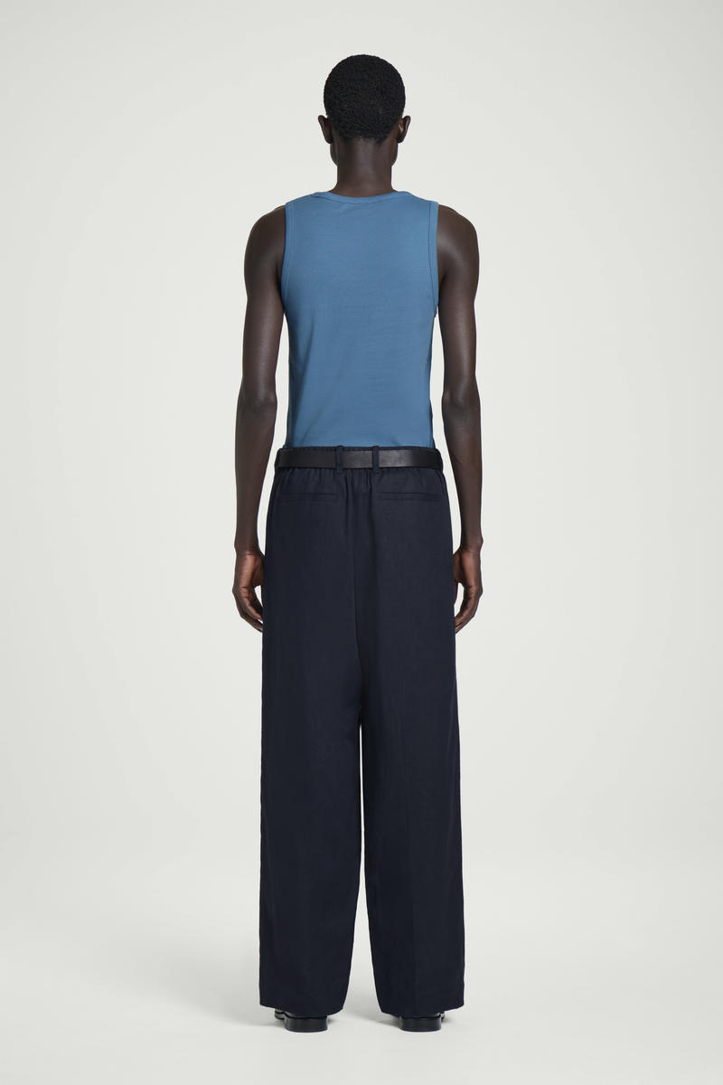 COS スクープネック リブニットタンクトップ