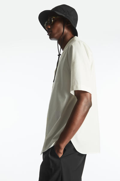 COS ワイドバケットハット