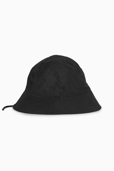 COS ワイドバケットハット