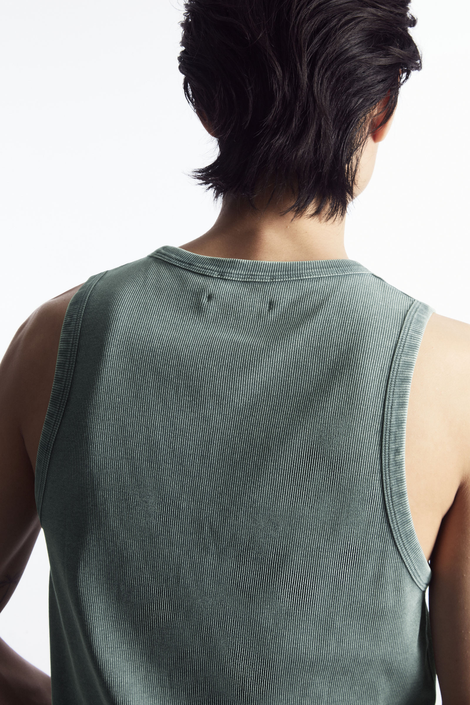SLIM-FIT ACID-WASH TANK TOP スリムフィット アシッドウォッシュ 