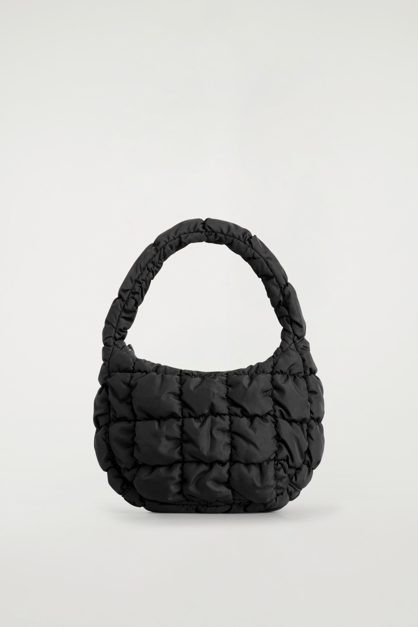QUILTED MICRO MINI BAG キルトマイクロミニバッグ ブラック｜COS コス 