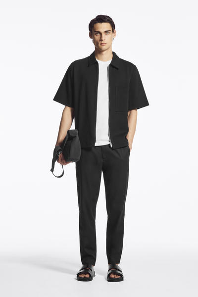 ストレッチテーパードツイルパンツ