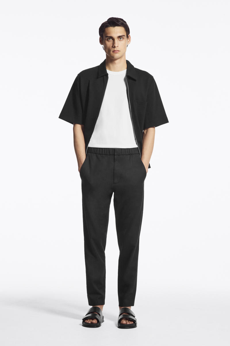 COS ストレッチテーパードツイルパンツ