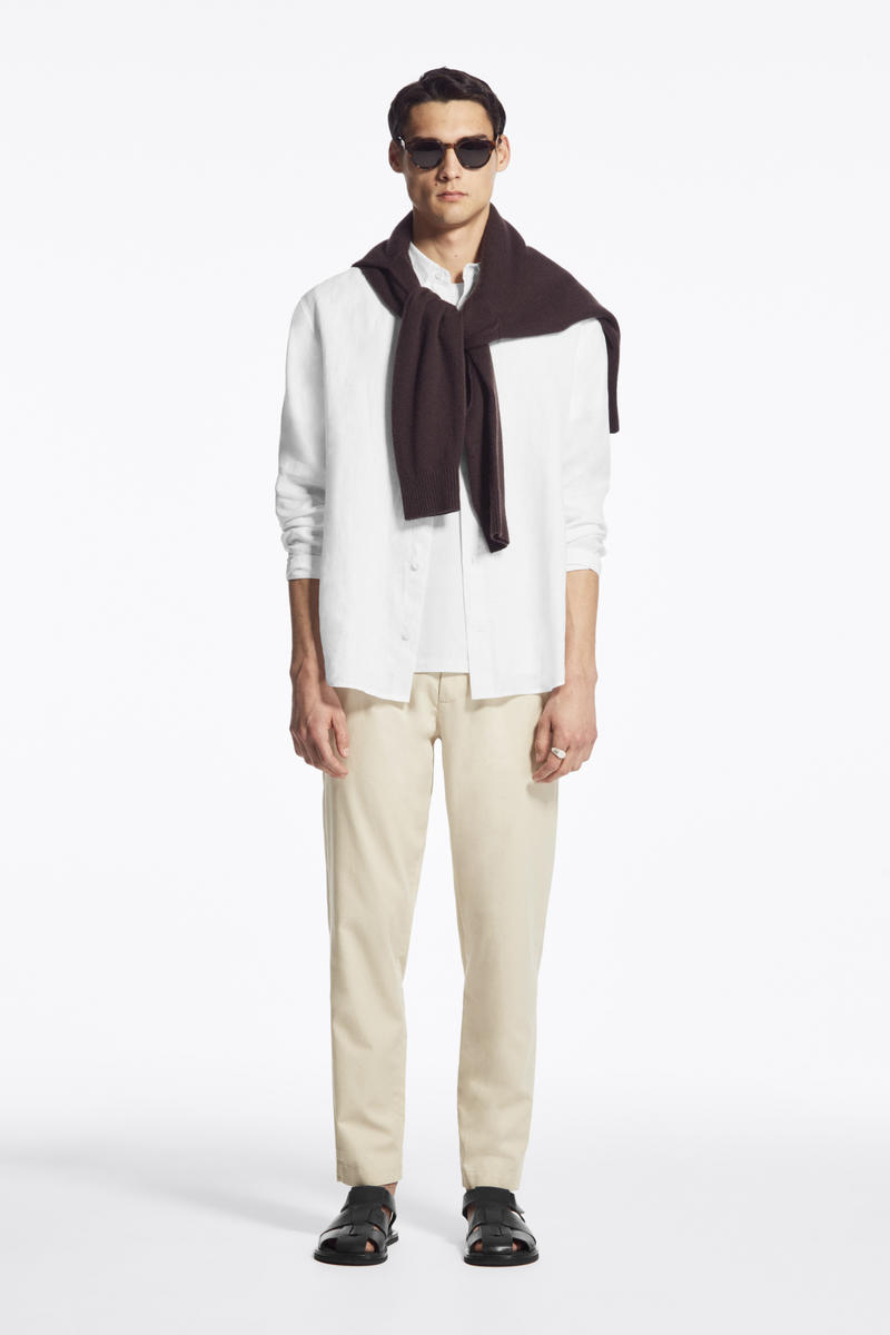 COS ストレッチテーパードツイルパンツ