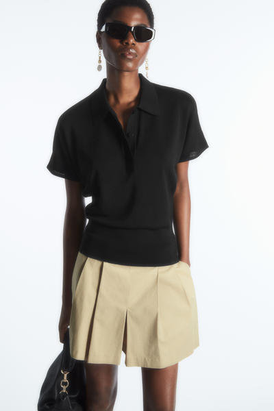 COS ニットポロシャツ