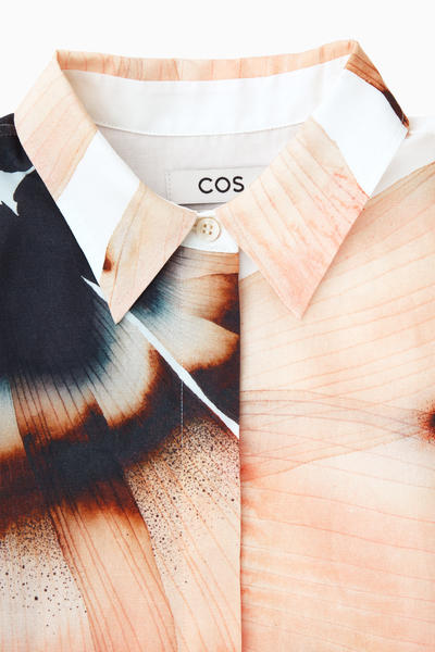 COS デジタルプリント フローラルリネン混シャツ