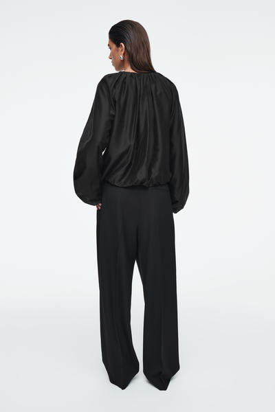 COS パラシュートブラウス