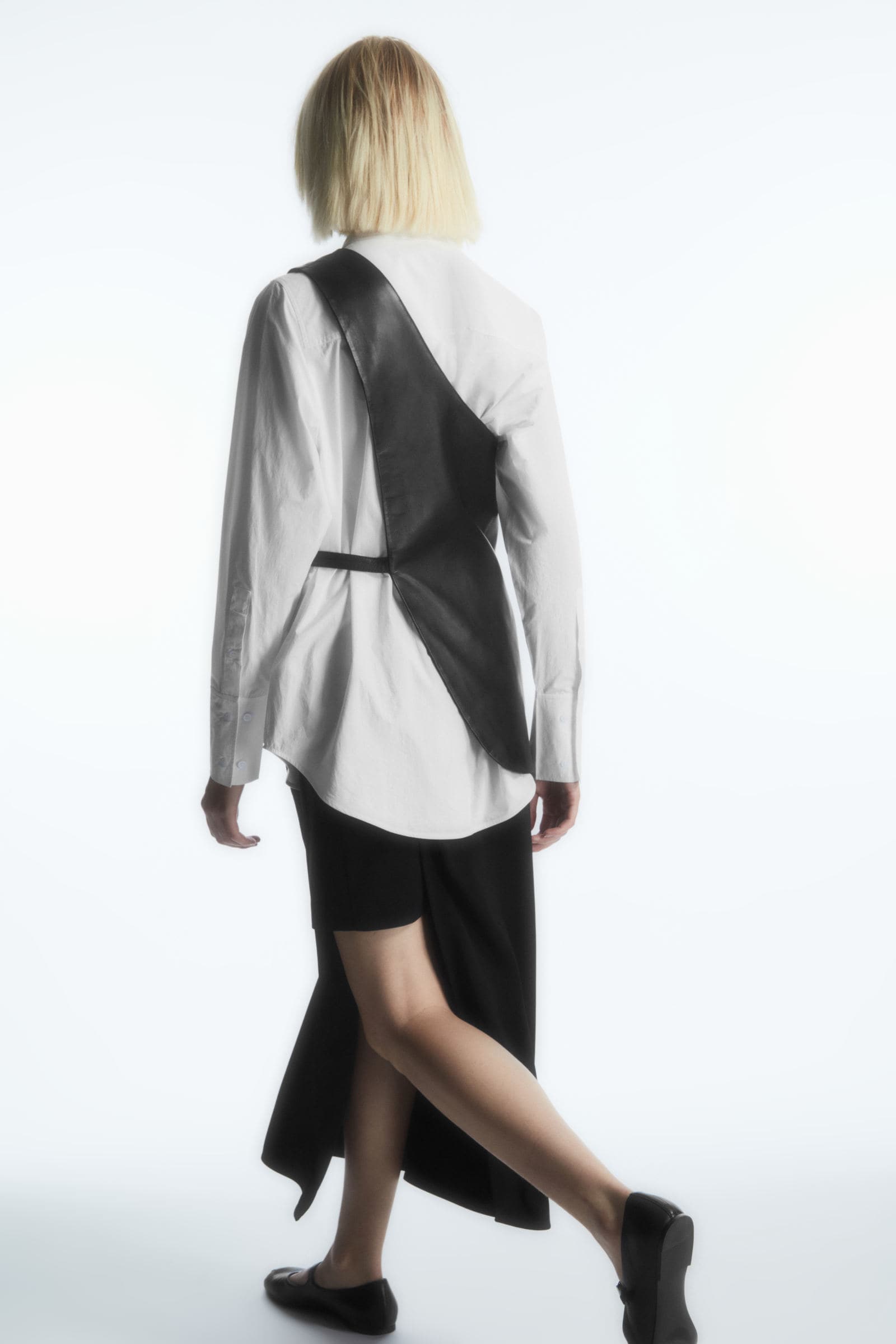 ASYMMETRIC LEATHER HYBRID VEST アシンメトリーレザーベスト ブラック 