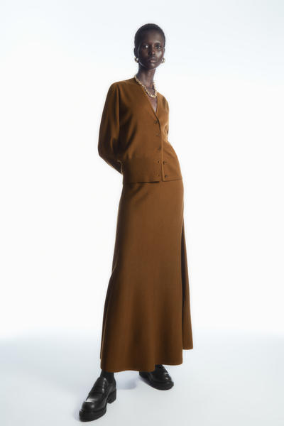 COS チャンキーレザーペニーローファー