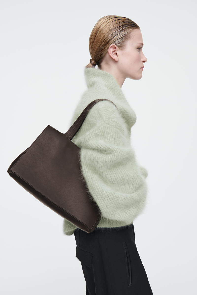 COS LEATHER TOTE BAG レザートートバッグ COS LEATHER TOTE BAG レザートートバッグ