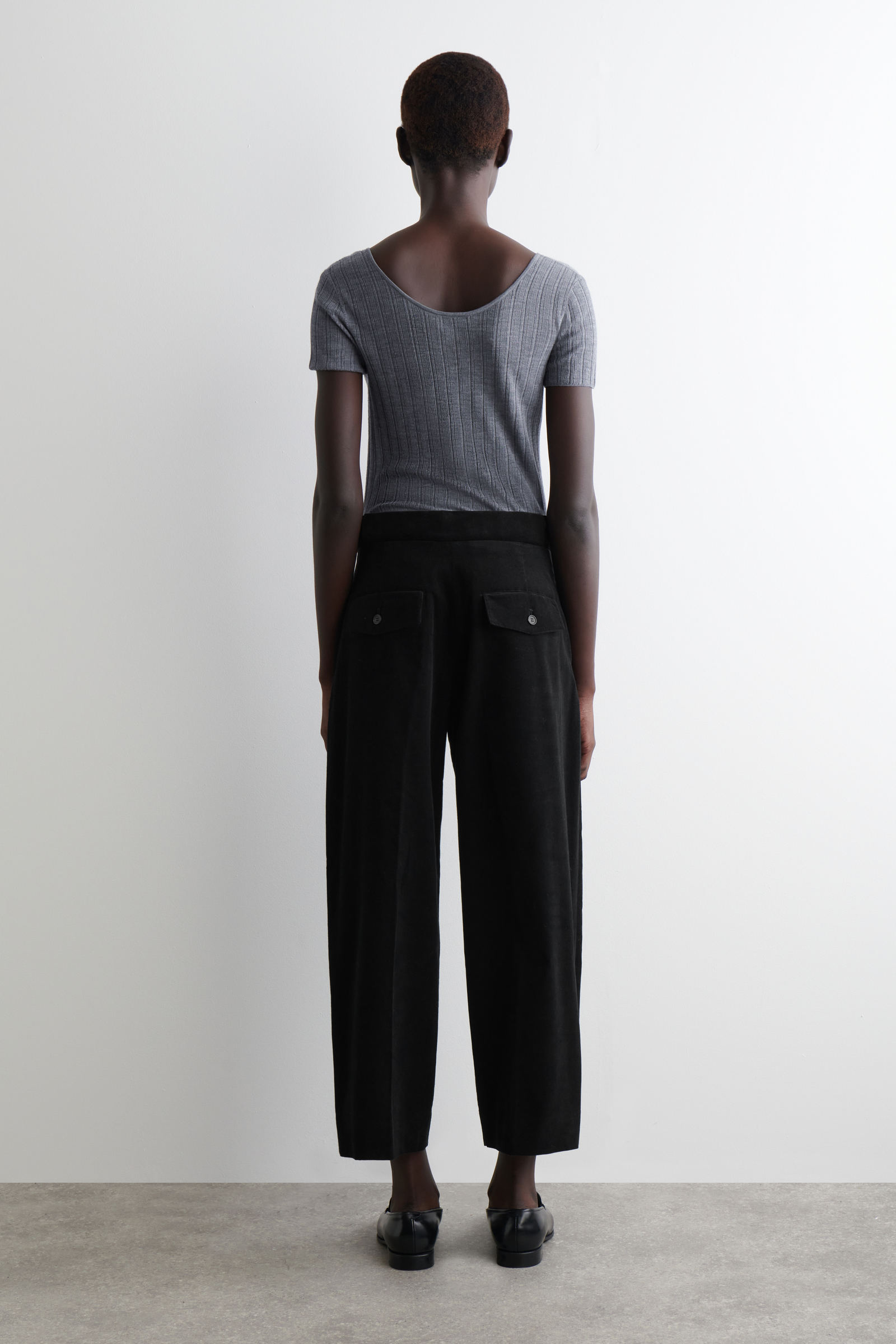CROPPED CORDUROY TROUSERS クロップドコーデュロイパンツ ブラック