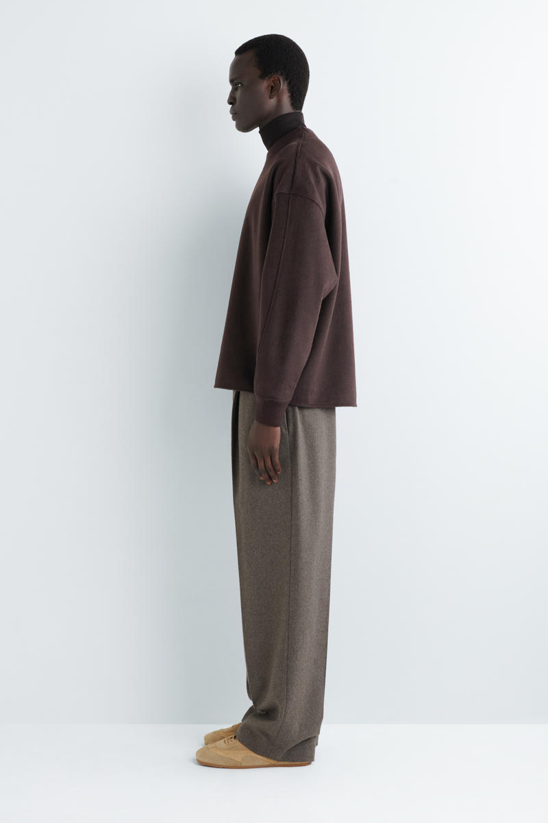 COS オーバーサイズメリノウールジャージーセーター