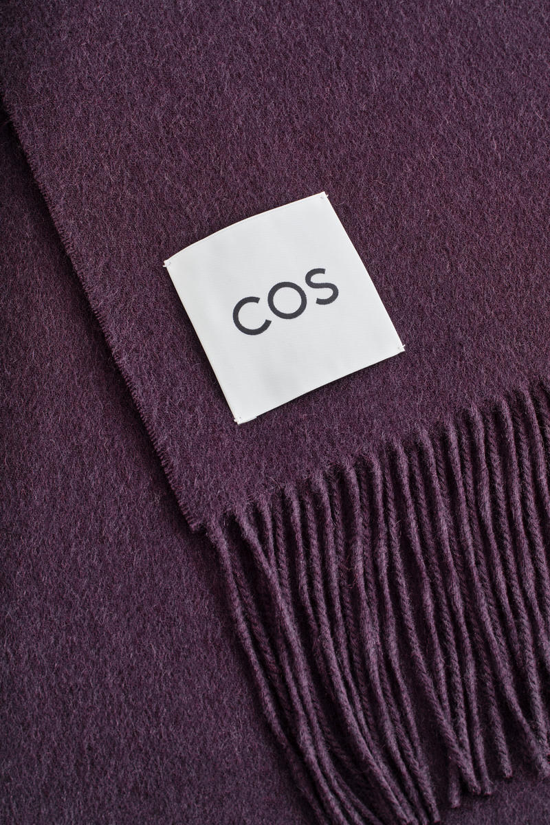 【未使用品】COS フリンジウールマフラー フリンジウールマフラー（マフラー）｜COS（コス）のファッション通販