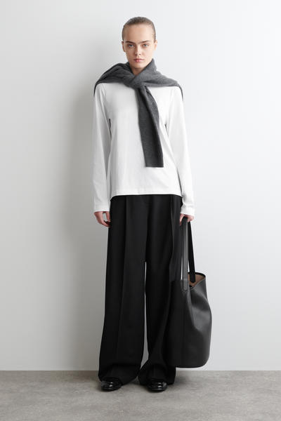 COS 24/7 長袖Tシャツ