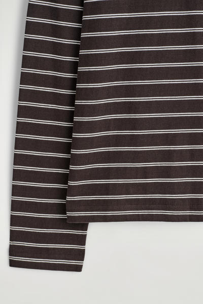 COS 24/7 長袖Tシャツ