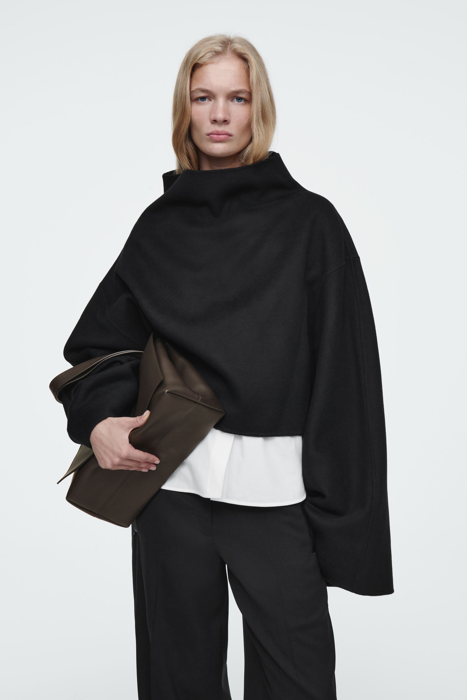 THE HYBRID SCARF ハイブリッドスカーフ カーボン｜COS コス 公式