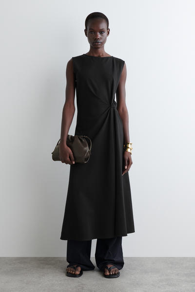 COS レザー ドローストリング バケットバッグ