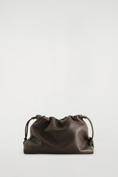 COS レザー ドローストリング バケットバッグ