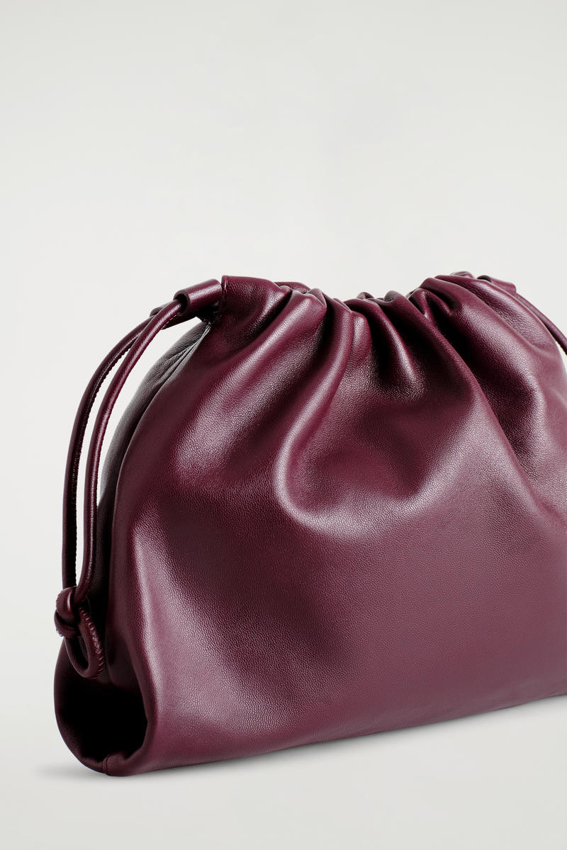 COS レザー ドローストリング バケットバッグ