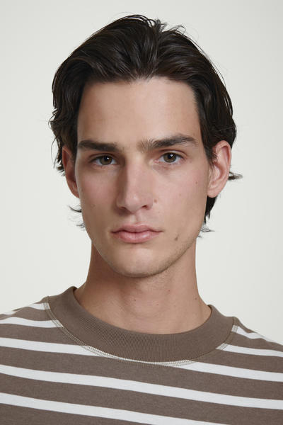 COS ヘビーデューティーTシャツ