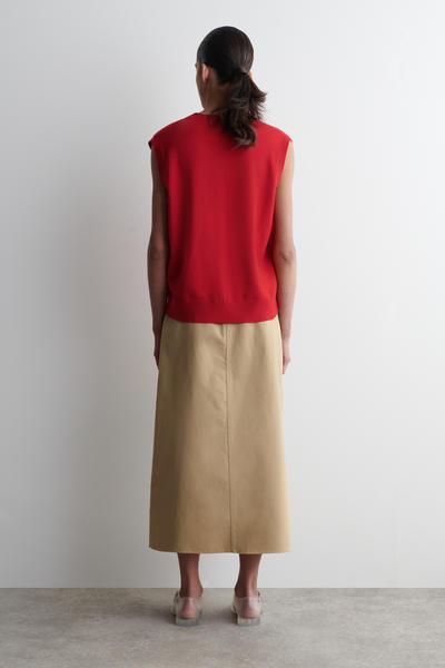 COS Vネックメリノウールベスト