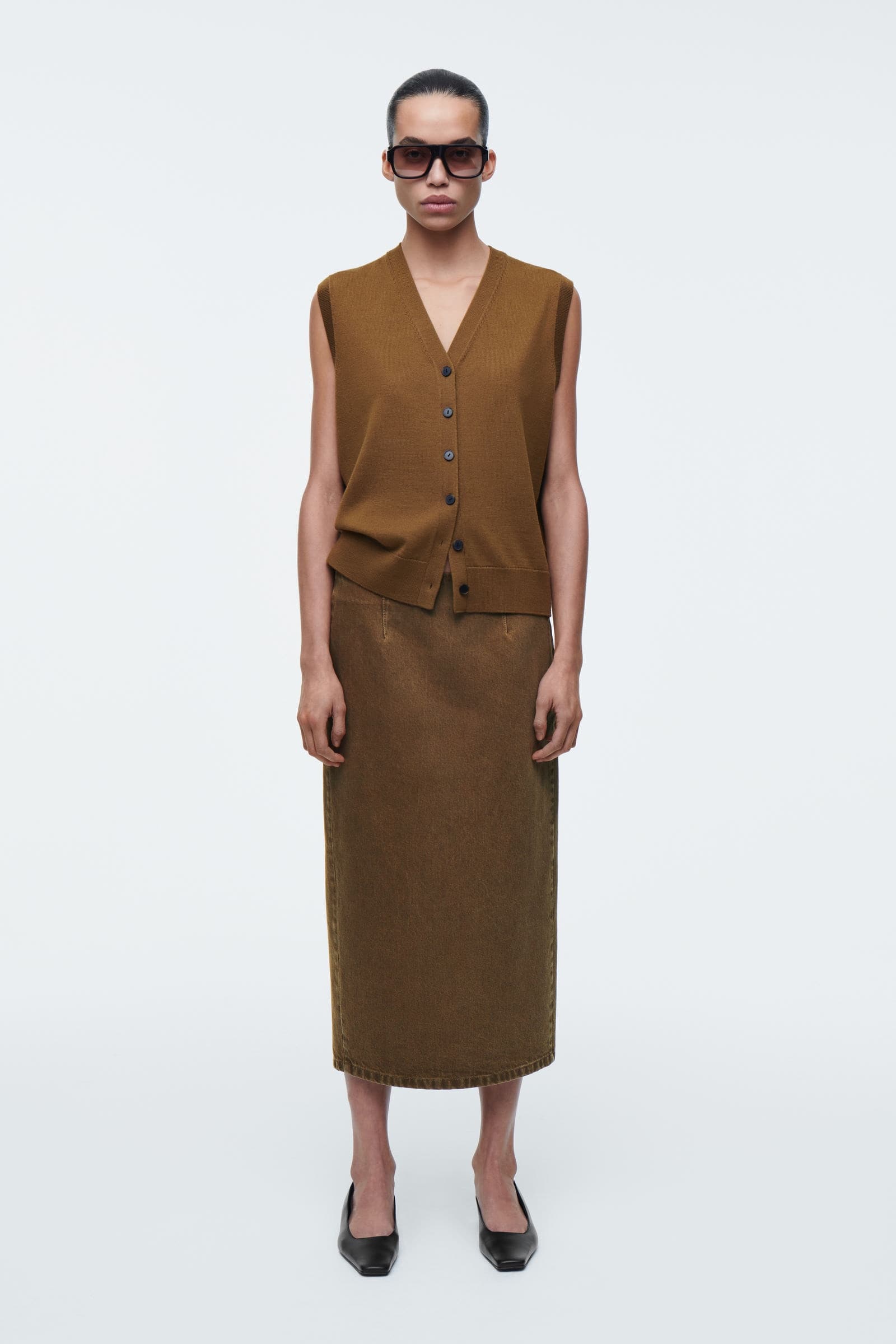V-NECK MERINO WOOL WAISTCOAT Vネックメリノウールベスト ブラウン