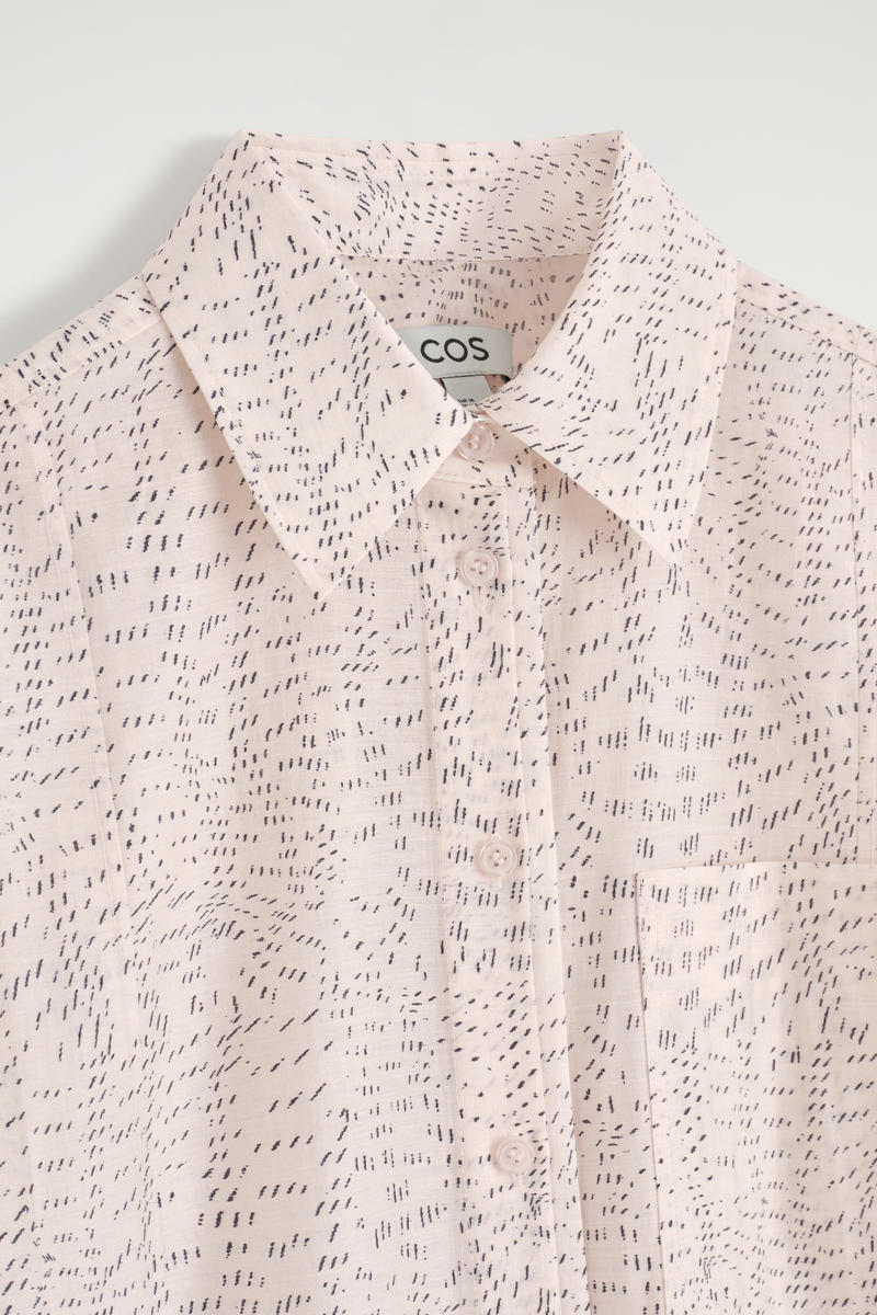 COS プリントフルイドシャツワンピース