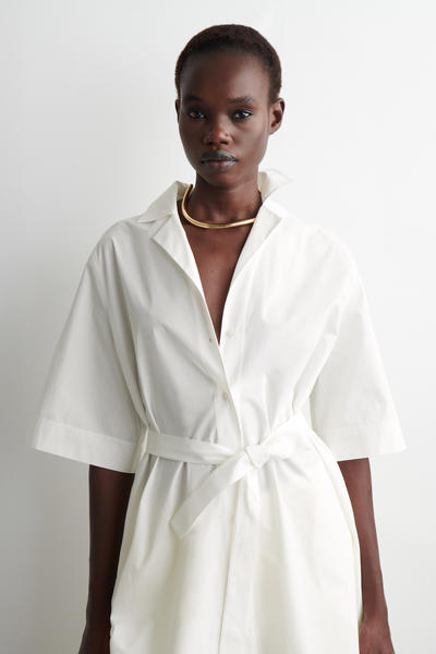 COS  ベルト付き半袖ミディシャツワンピース