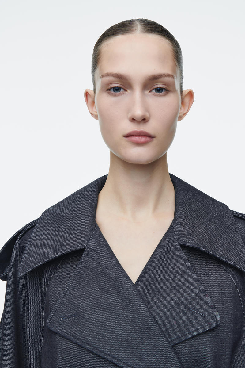 COS オーディオデニムトレンチコート