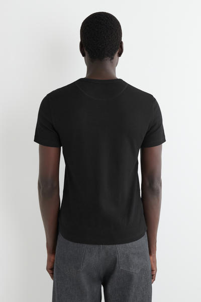 COS スリムフィット リブ編み ヘンリーTシャツ