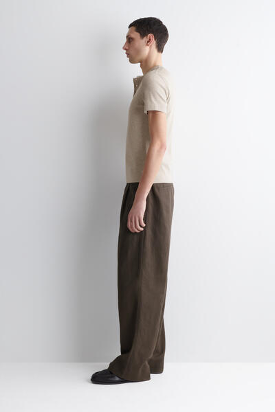 COS スリムフィット リブ編み ヘンリーTシャツ