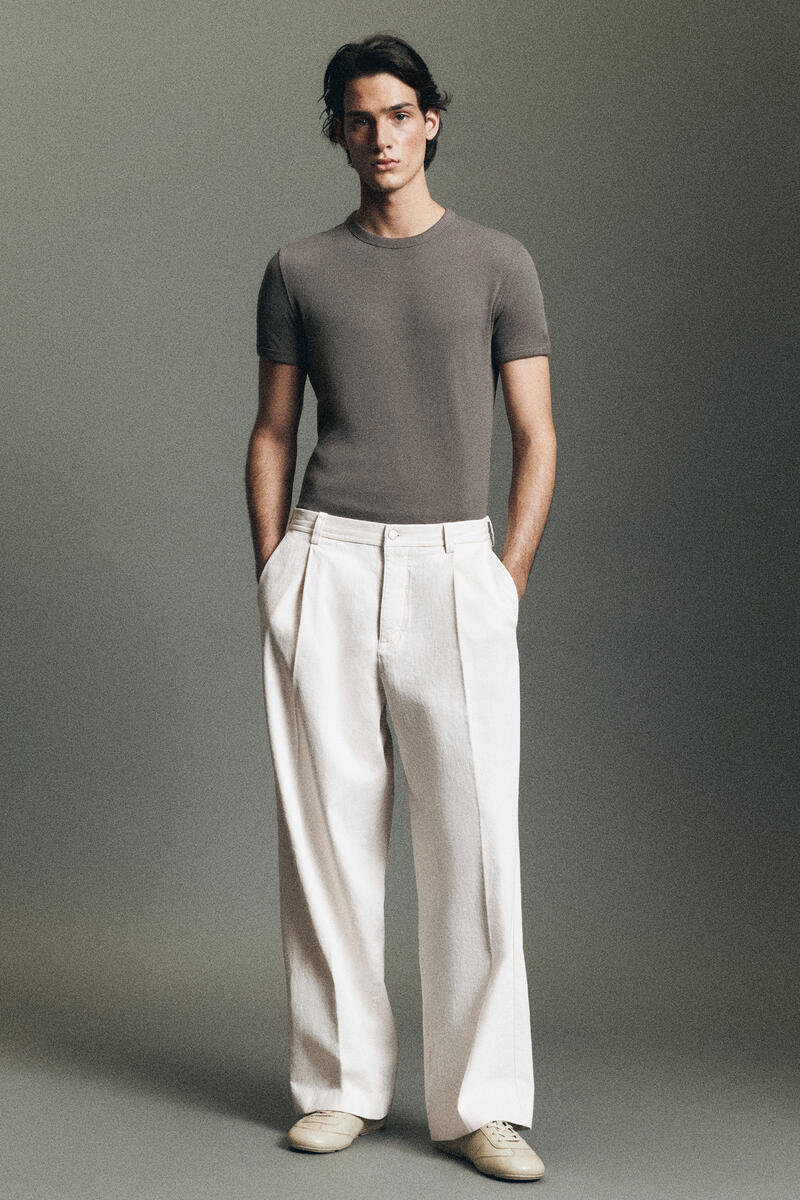 COS スリムフィット リブ編み ヘンリーTシャツ