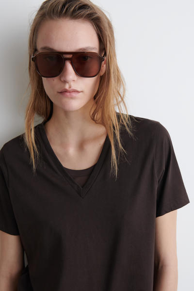 COS VネックコットンTシャツ