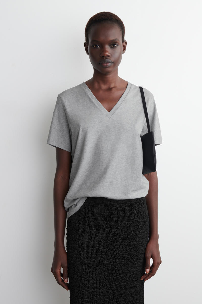 V-NECK COTTON T-SHIRT VネックコットンTシャツ グレーメランジ｜COS