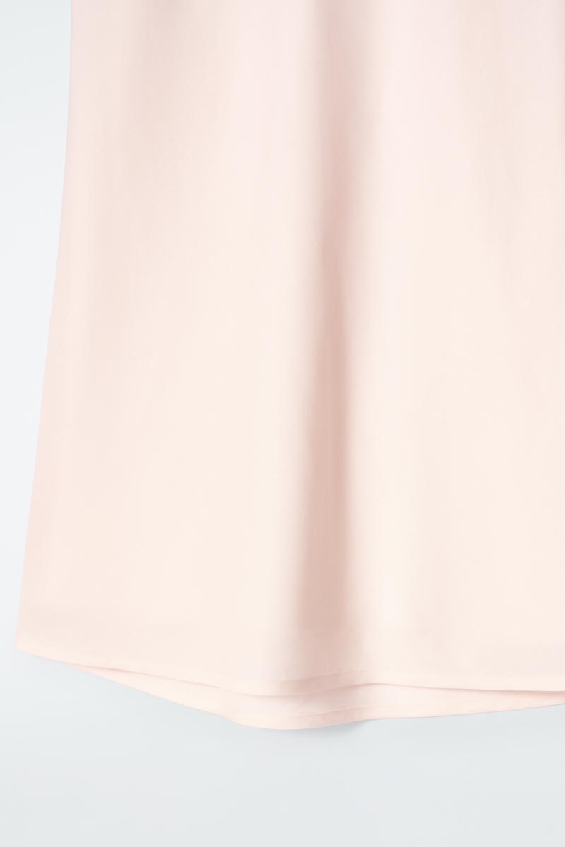 COS リネンブレンドミディコラムスカート