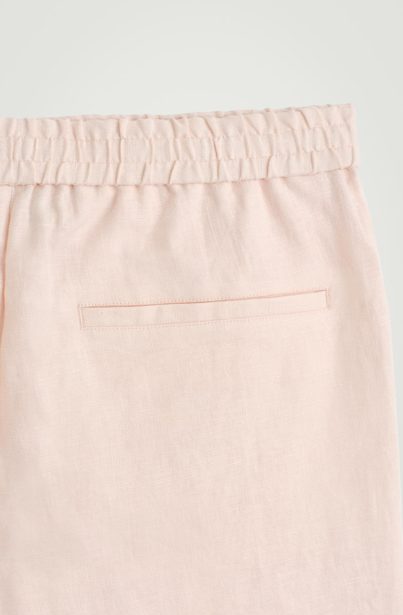 COS リネンショートパンツ