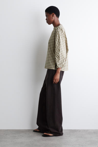 COS ボートネックコットンブラウス