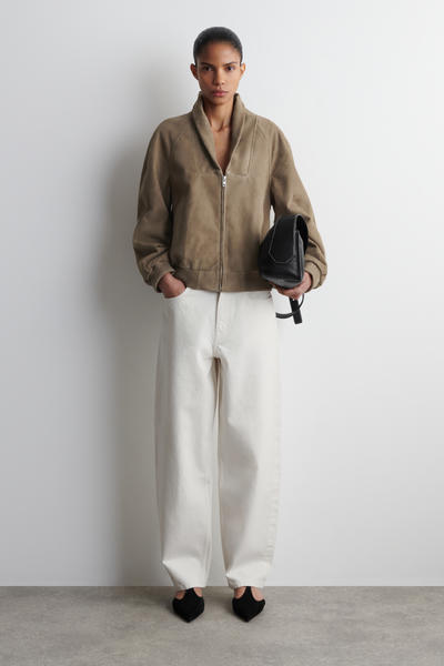 COS BAYバレルレッグジーンズ