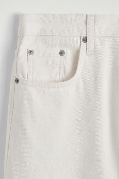 COS BAYバレルレッグジーンズ