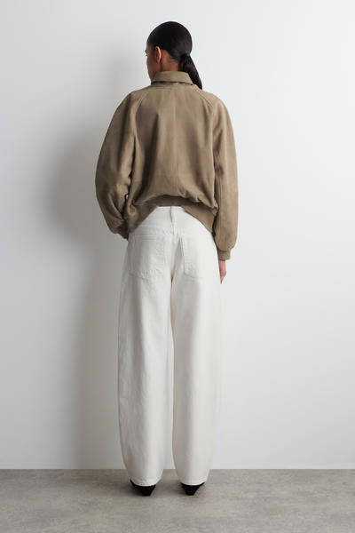 COS BAYバレルレッグジーンズ