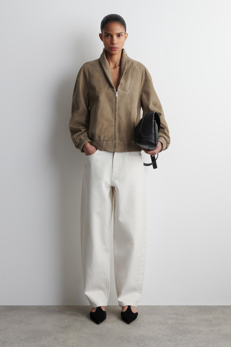 COS BAYバレルレッグジーンズ