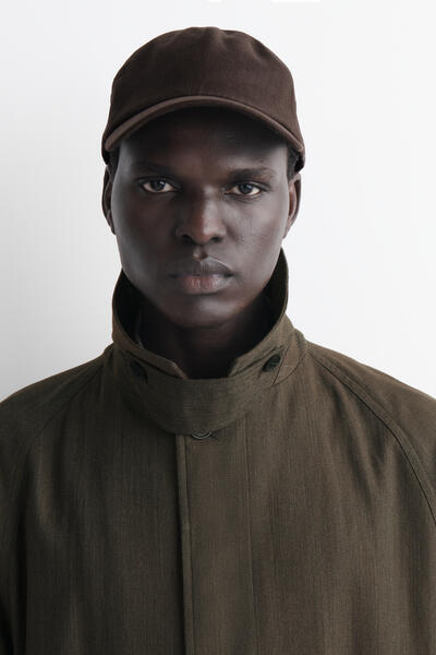 COS リネンベースボールキャップ