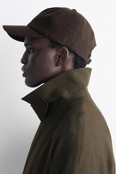 COS リネンベースボールキャップ