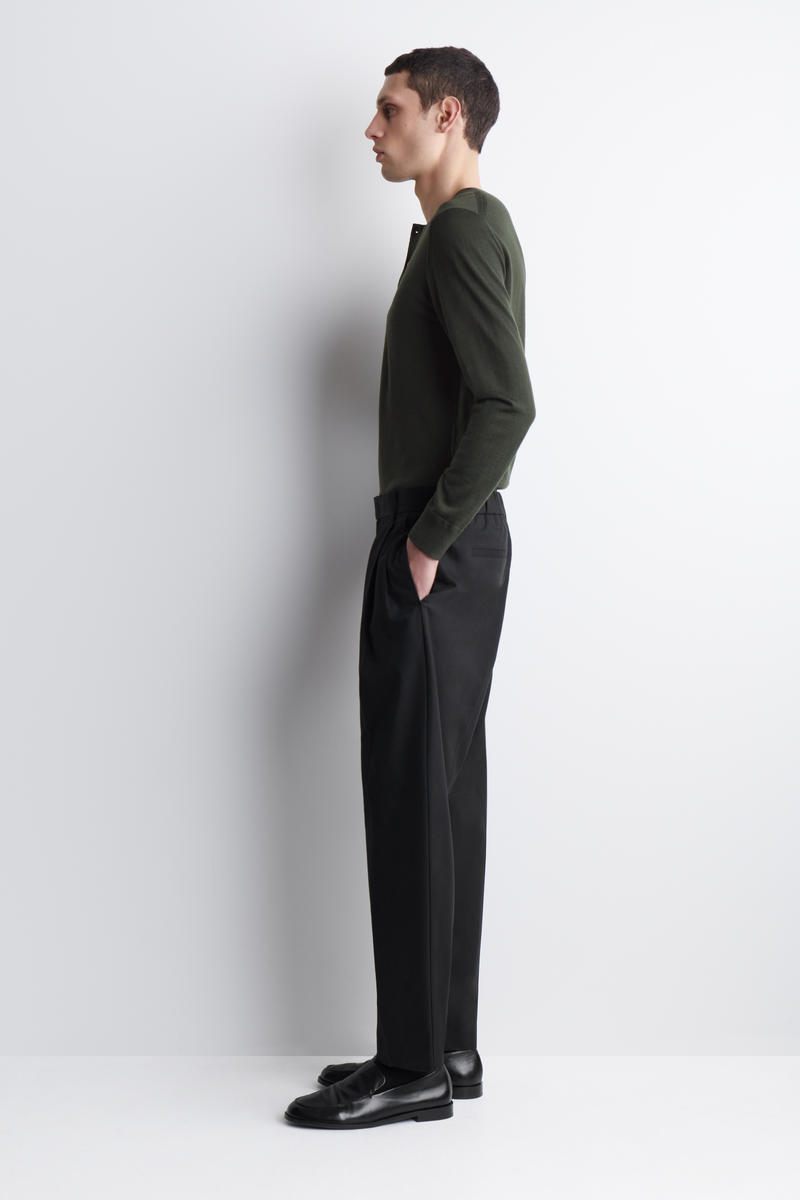 COS ストレートレッグコットンツイルトラウザーズ