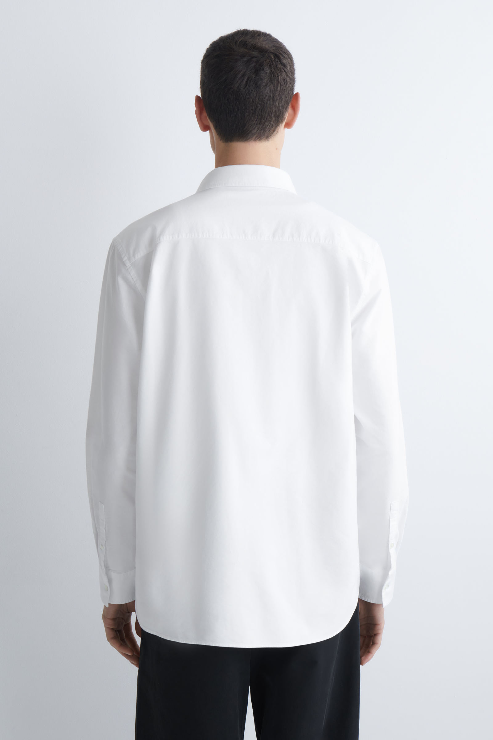 COTTON OXFORD SHIRT コットンオックスフォードシャツ ホワイト｜COS