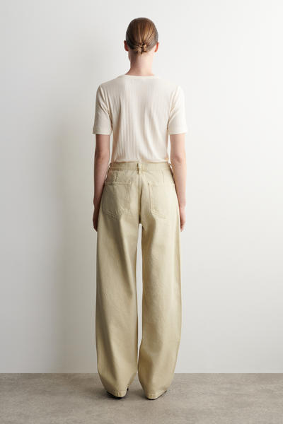 COS パッチポケット ストレートジーンズ