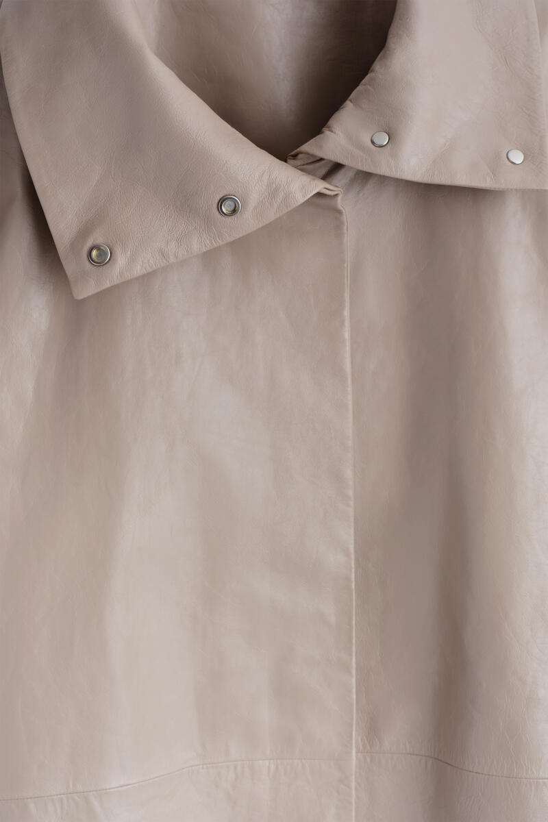 COS オーバーサイズ レザー ファネルネック ボンバージャケット