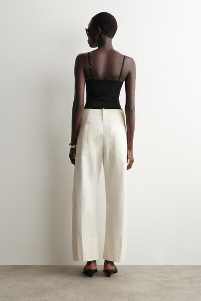 COS バレルレッグ ピマコットンパンツ