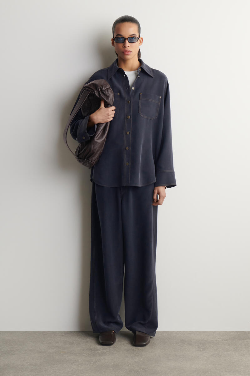 COS デニムエフェクト シルクシャツ