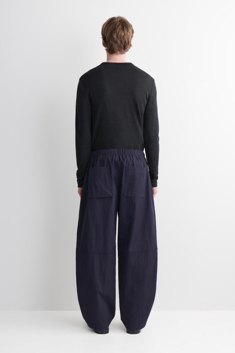 COS DALOBA リラックス コットン ナイロンパンツ